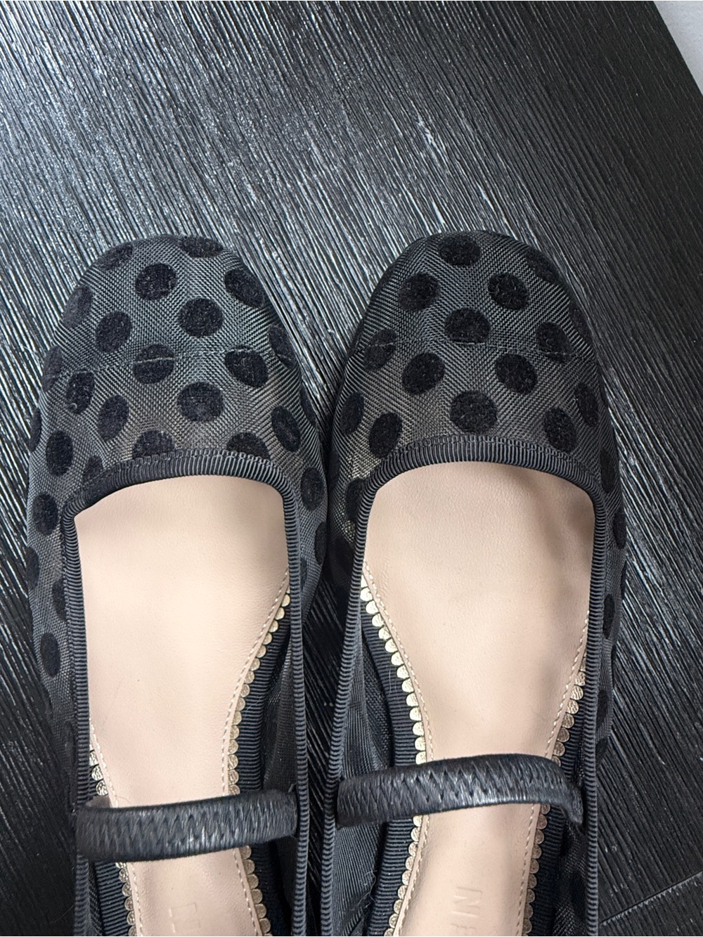 Boden size 38 Women’s Black Polka Dot Mary Jane Flats